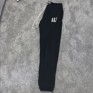 Women’s Abercrombie and Fitch Sweatpants Size xs